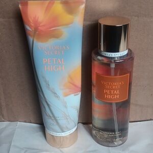 Victoria's Secret Duo